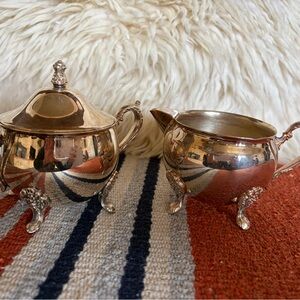 Vintage Sheridan Silver Co Silver Plated  Sugar And Creamer Set Sterling